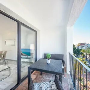 Jardines Del Puerto , Marbella España